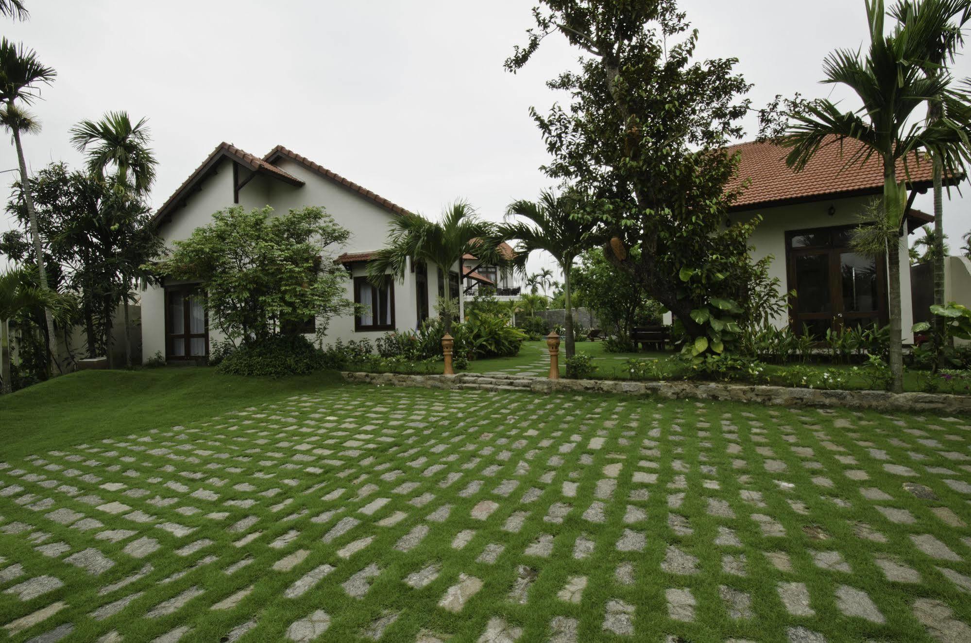Van Lan Riviera Villas Hoi An Luaran gambar